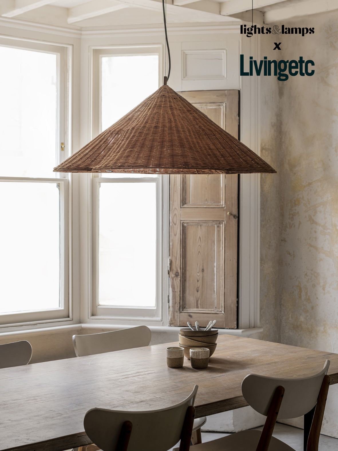 Bardi - 1 light oversized scalloped rattan pendant