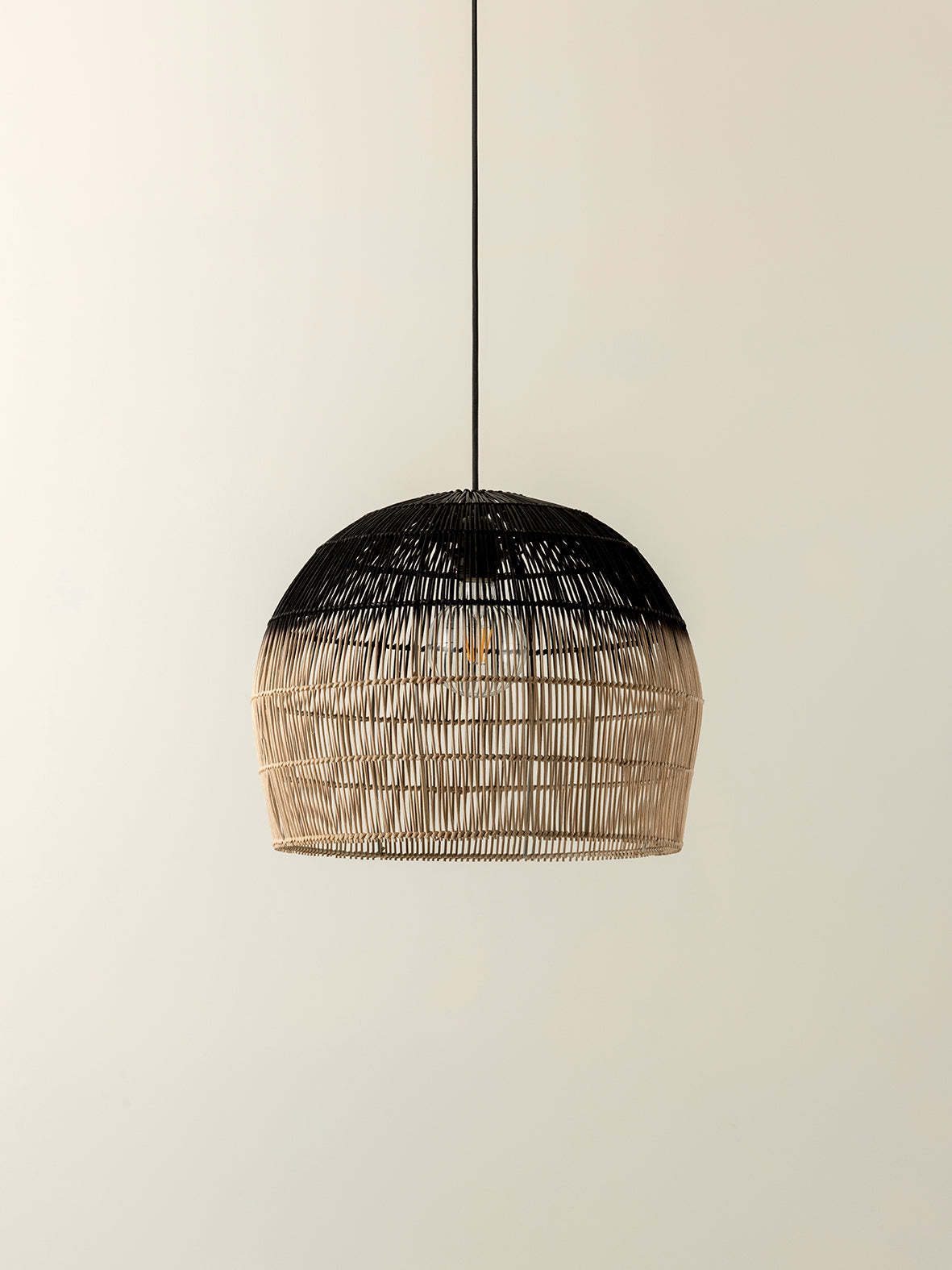 Bilu - black and natural ombre pendant light