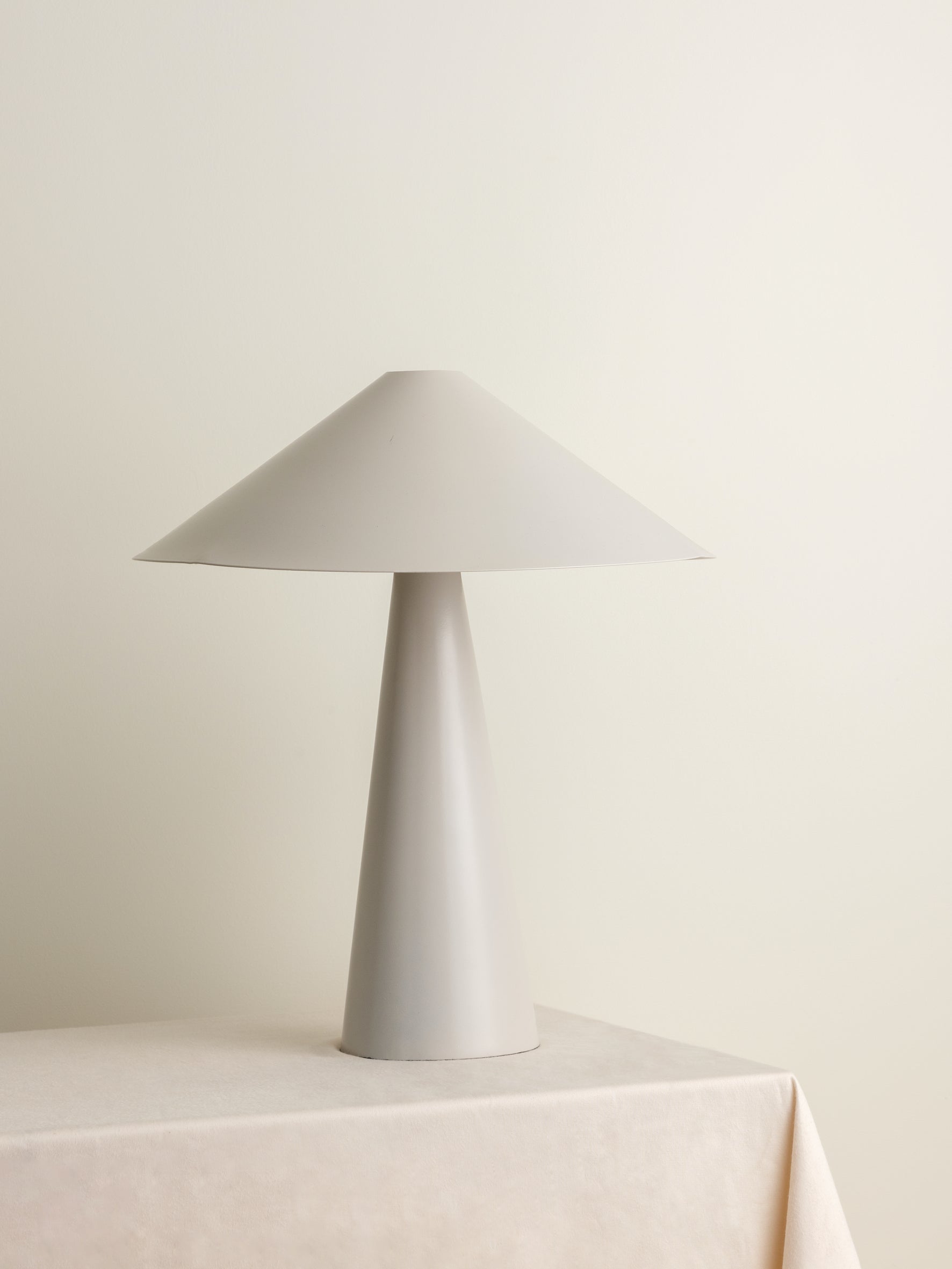 Orta - 1 light warm white cone table lamp