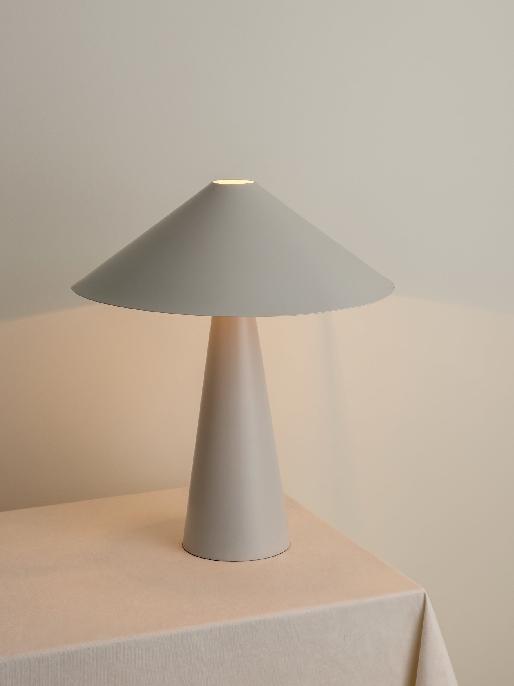 Orta - 1 light warm white cone table lamp