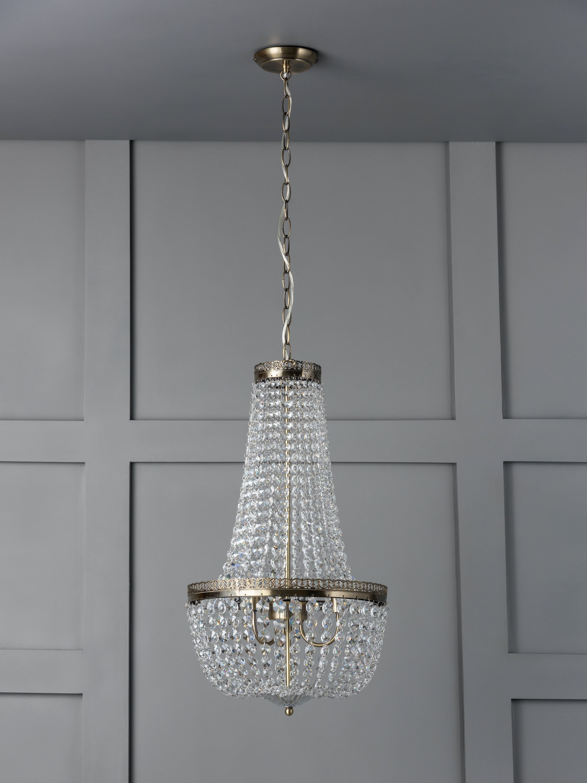 Pioni - 3 light antique brass crystal glass chandelier
