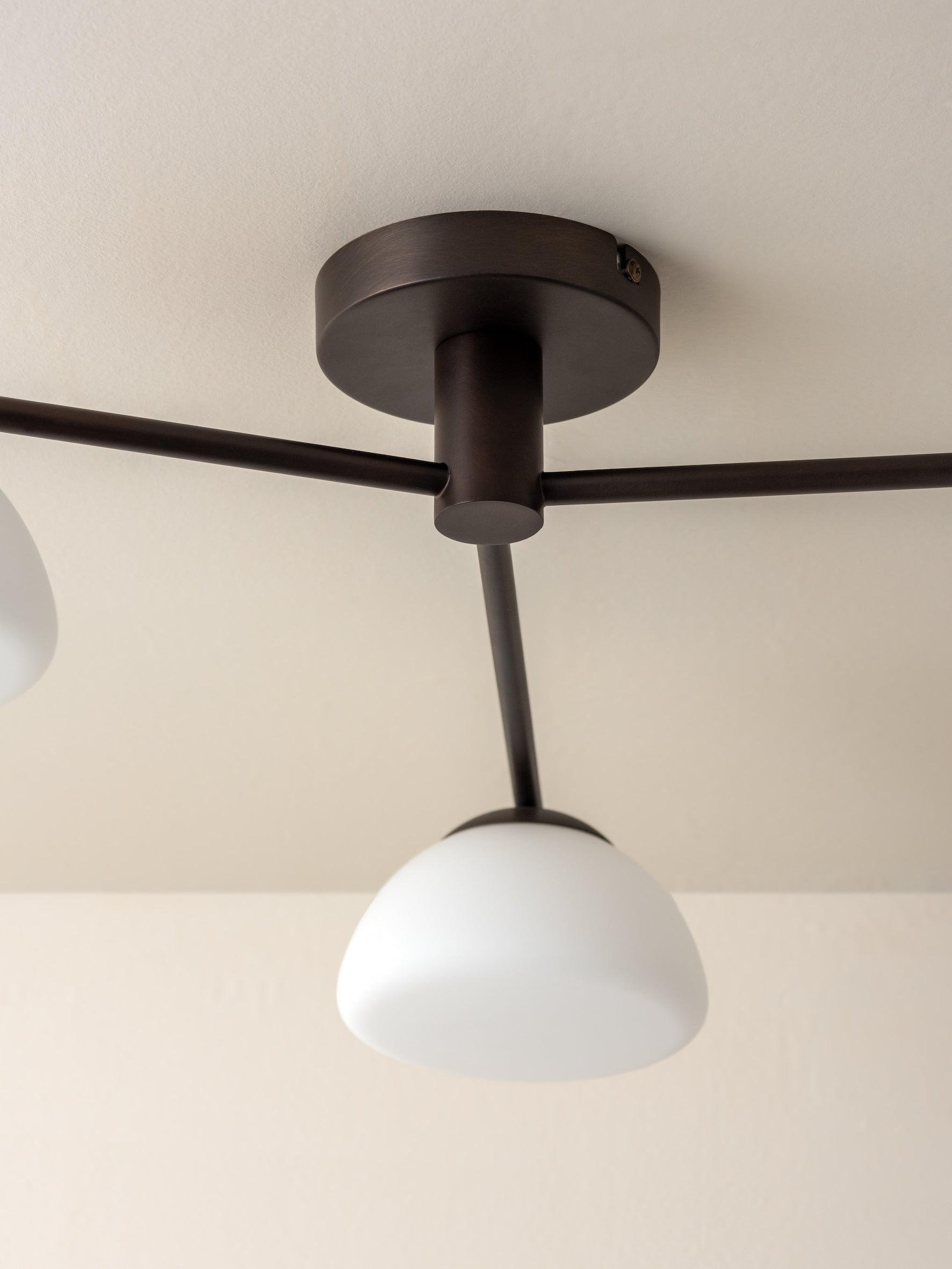 Silio - 3 light bronze and opal flush