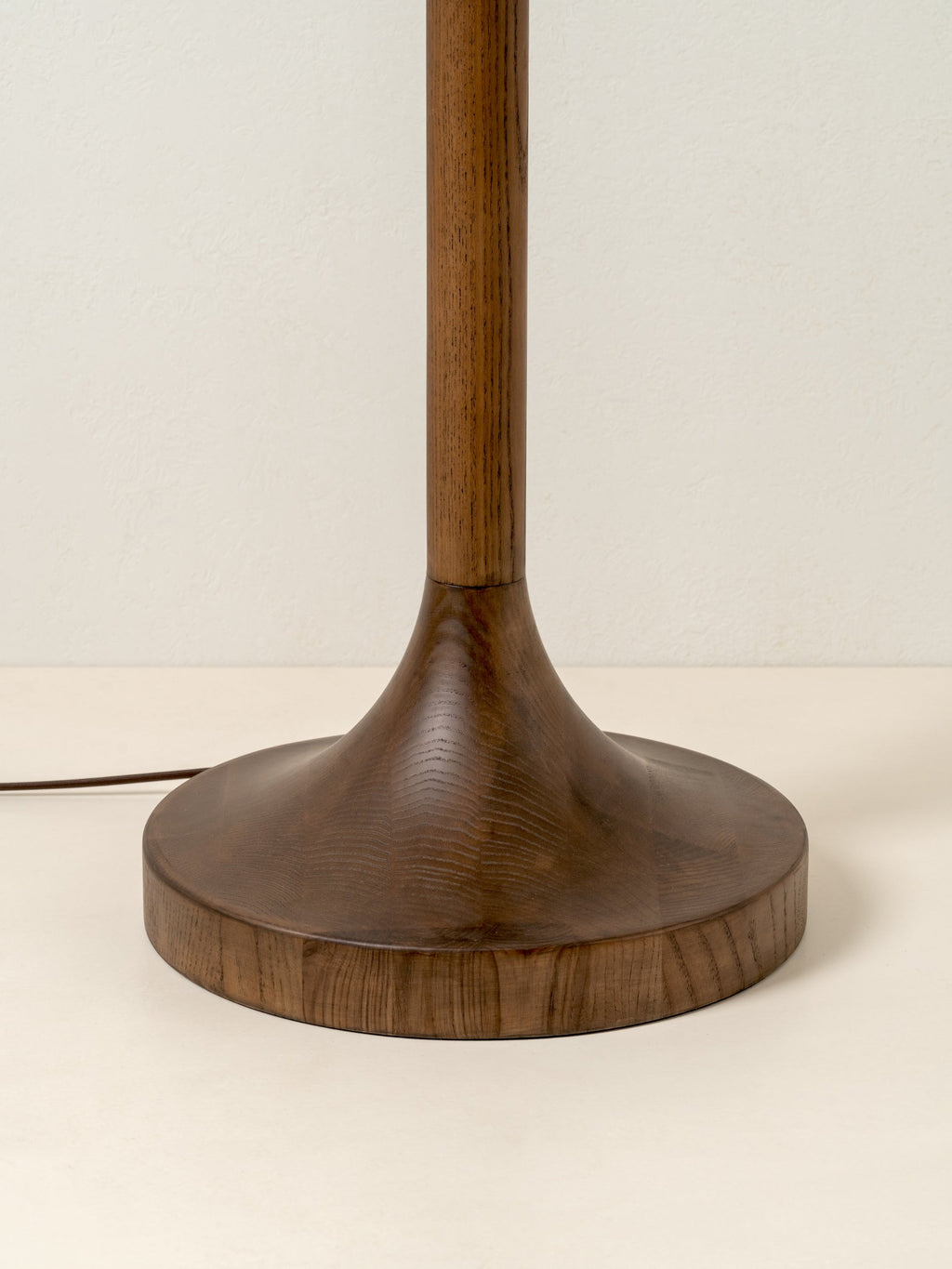 Sundara floor lamp