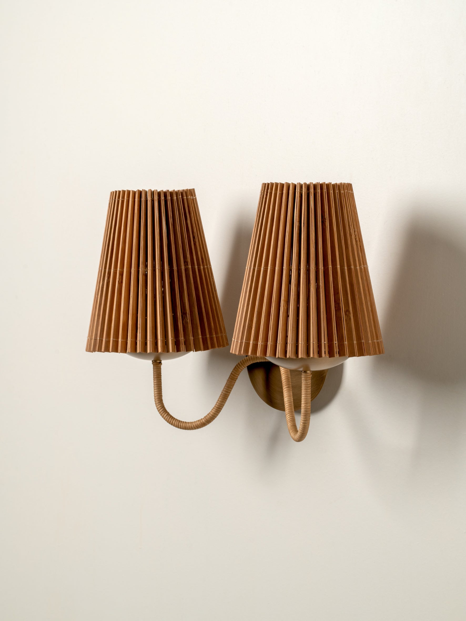 Bandua wall light