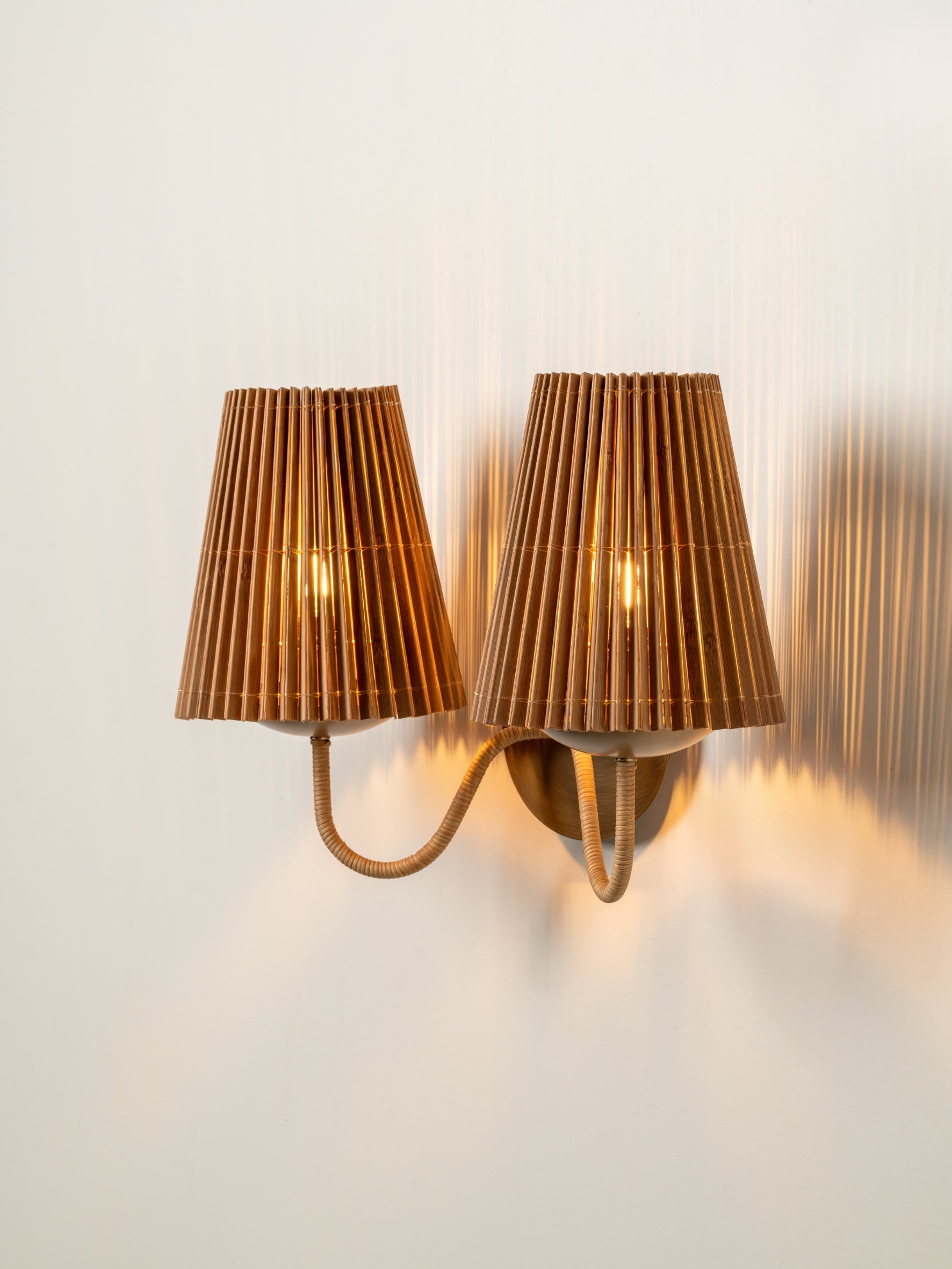 Bandua wall light