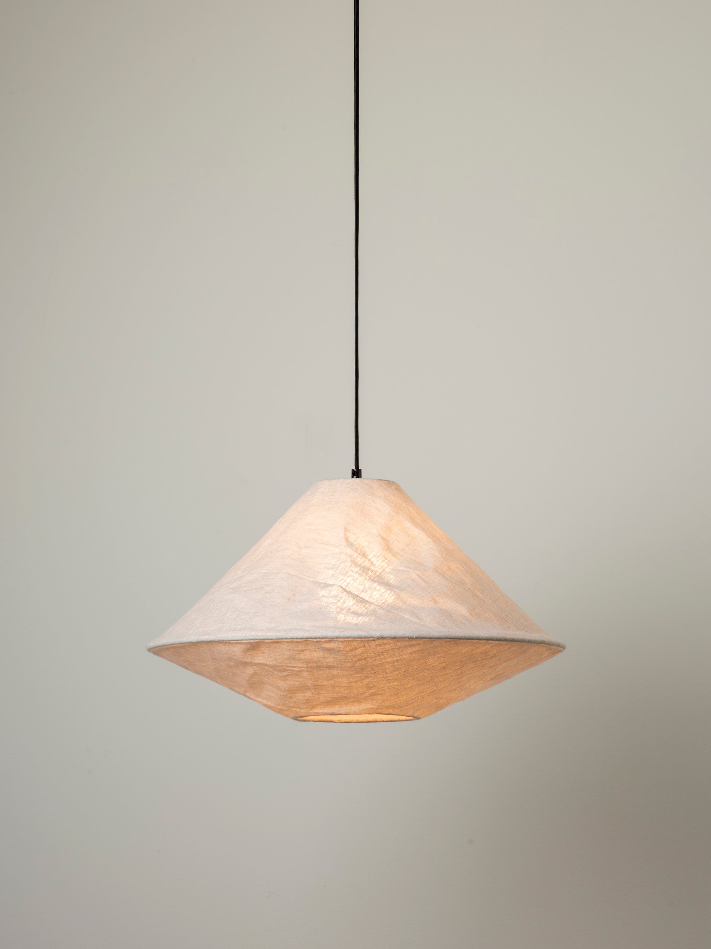 Siya - collapsible linen lampshade